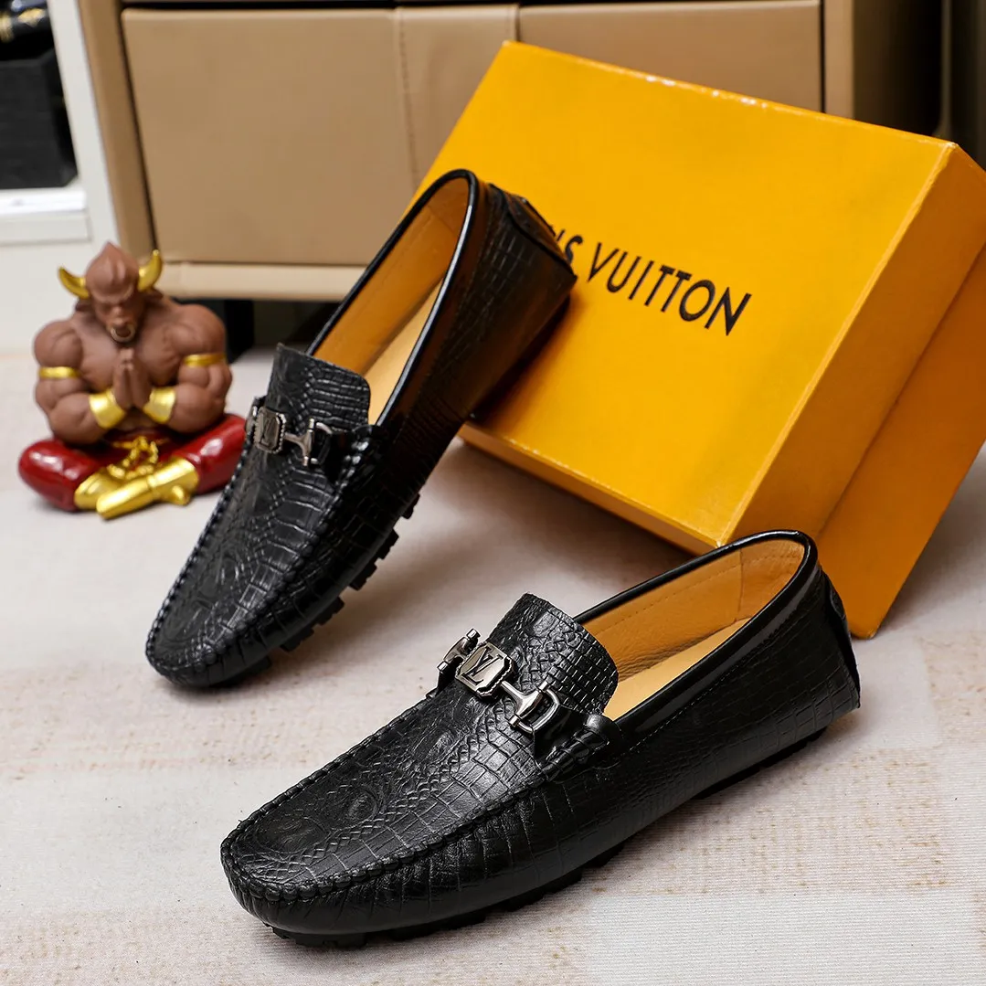 Men's shoes 💰360 💰 LV Louis Vuitton's top-quality Peaches men's shoes 💯Original copy of the official website, the upper is made of imported official website 1:1 material ❌Italian 🇮🇹 cowhide surface, imported pigskin lining. It’s definitely not made with ordinary craftsmanship, it’s the model used by celebrities! The factory’s craftsmanship is designed to create the most perfect shoes for trendy men! Colors available! 38-45 yards